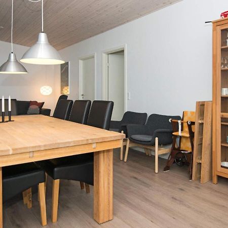 5 Star Holiday Home In Knebel Exteriör bild