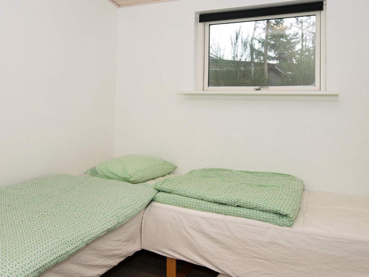 5 Star Holiday Home In Knebel Exteriör bild